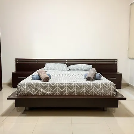 3 Bedroom - Close To Promenade شقة سليمة