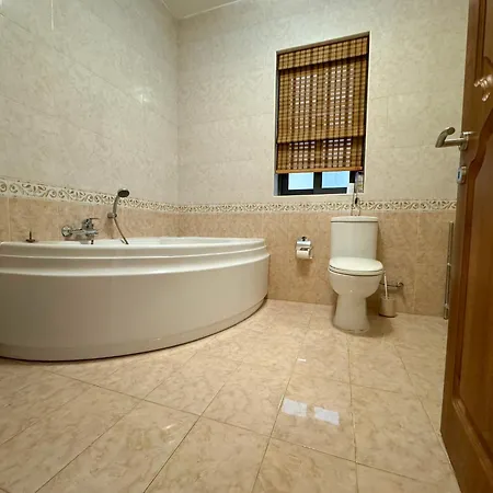 3 Bedroom - Close To Promenade *